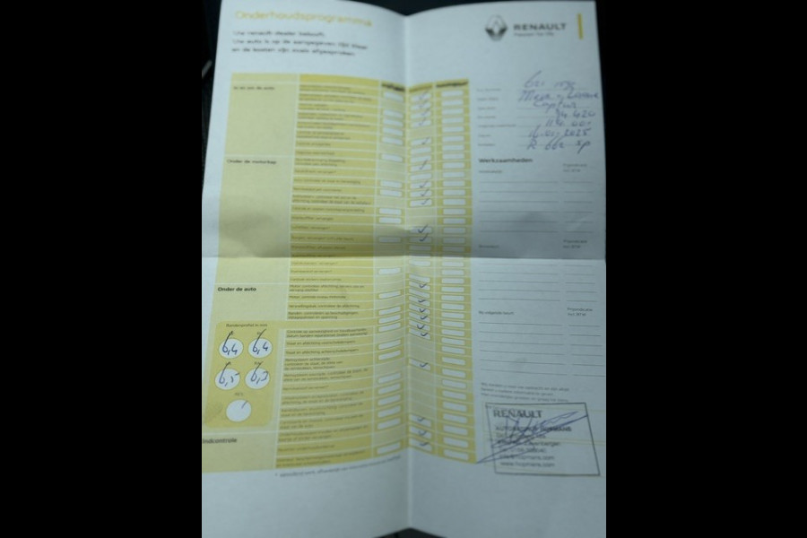 Renault Captur 1.6 E-Tech Plug-in Hybrid 160 Intens -SOH 91%
