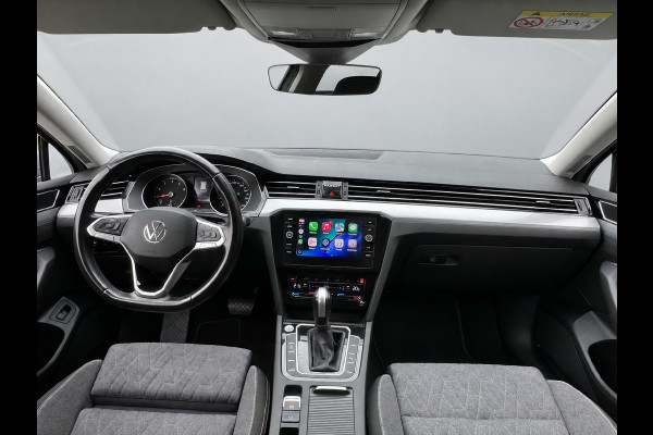 Volkswagen Passat Variant 1.5 TSI 150PK DSG BUSINESS CAMERA/NAVI/CARPLAY