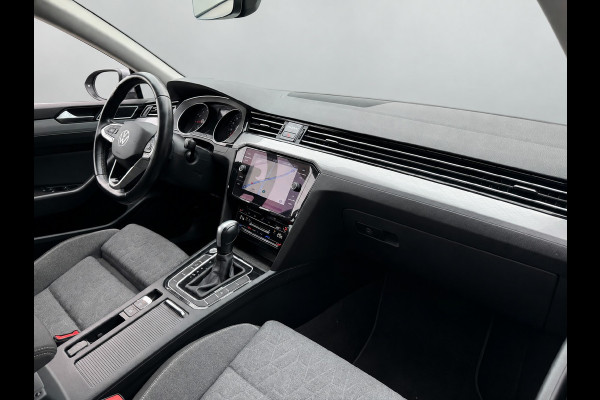 Volkswagen Passat Variant 1.5 TSI 150PK DSG BUSINESS CAMERA/NAVI/CARPLAY
