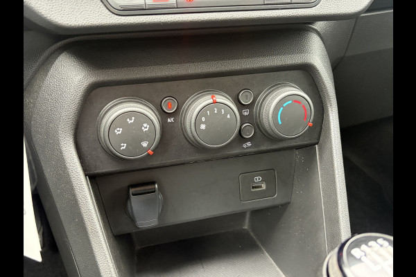 Dacia Jogger 7-Pers 1.0 TCe 100 ECO-G Carplay Airco Cruise 1Eig 7-Persoons!