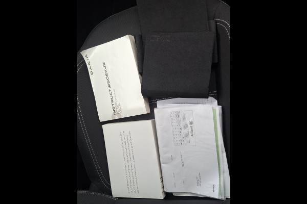 Dacia Jogger 7-Pers 1.0 TCe 100 ECO-G Carplay Airco Cruise 1Eig 7-Persoons!