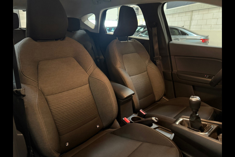 Renault Captur 1.3 TCe 140 Business Zen|Navi|Cruise|Trekhaak