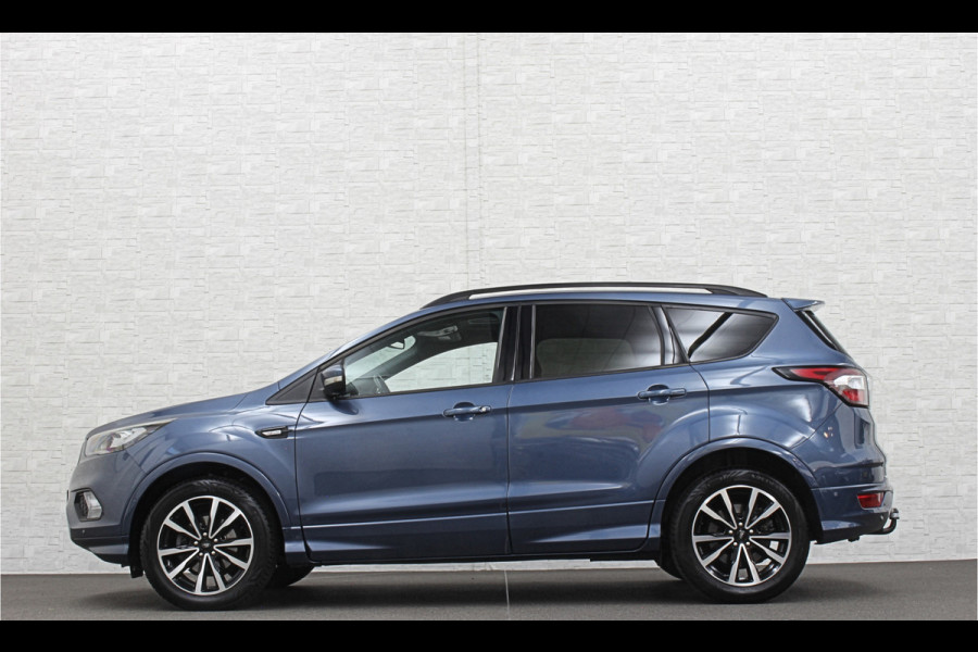 Ford Kuga 1.5 EcoBoost 150PK ST Line | Panorama | Trekhaak 2000kg Trekgewicht! | Navigatie | Carplay | Climate Control | Verwarmde Voorruit | Cruise Control | 18 inch | Getint Glas | Keyless-Start |
