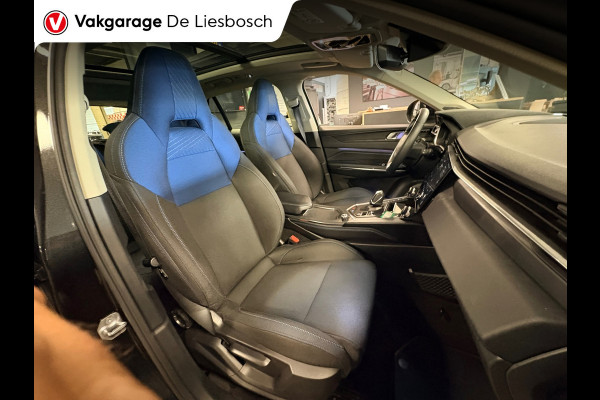 Lynk & Co 01 1.5 / pano / navi / camera / Infinity / memory / elec klep / Apple Android carplay