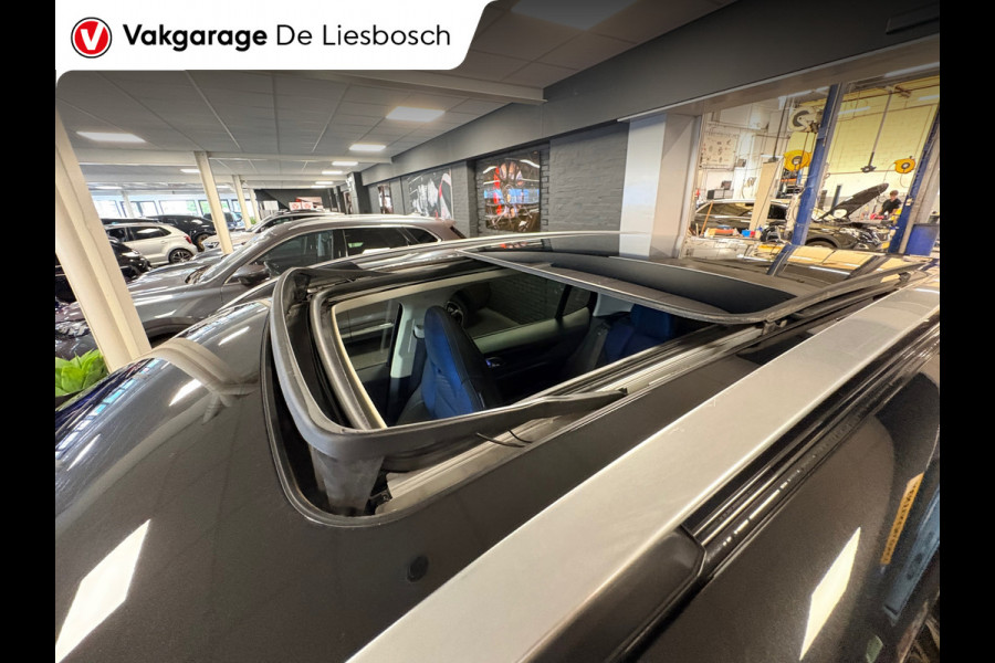 Lynk & Co 01 1.5 / pano / navi / camera / Infinity / memory / elec klep / Apple Android carplay