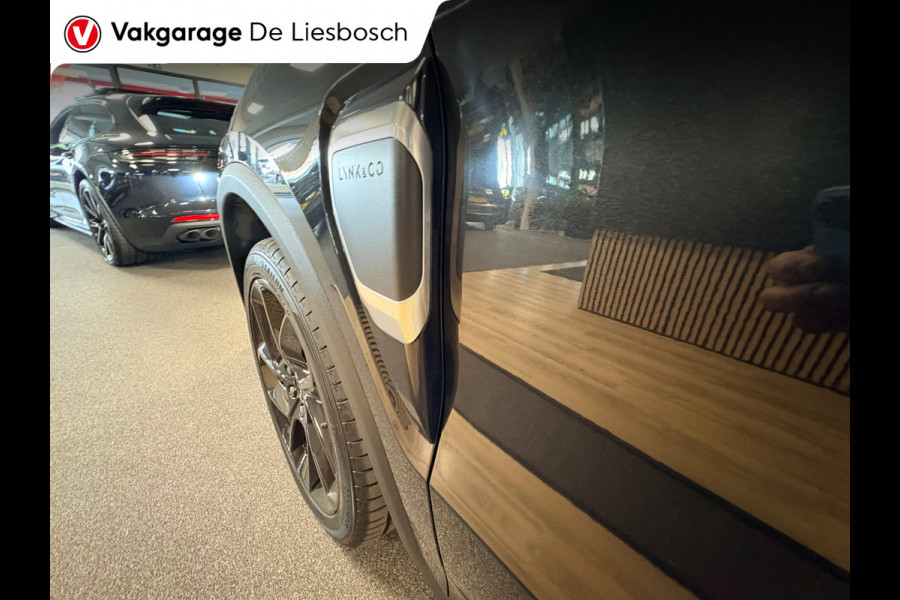 Lynk & Co 01 1.5 / pano / navi / camera / Infinity / memory / elec klep / Apple Android carplay