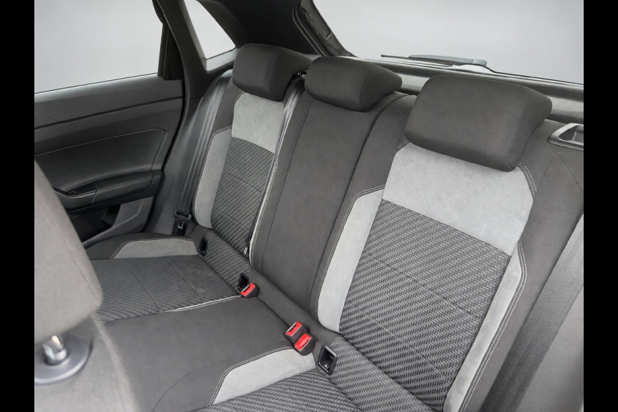 Volkswagen Polo 1.0 TSI 110 pk AUTOMAAT Highline Business R, panoramadak, zwarte hemel, VOL OPTIES, digitaal cockpit, camera