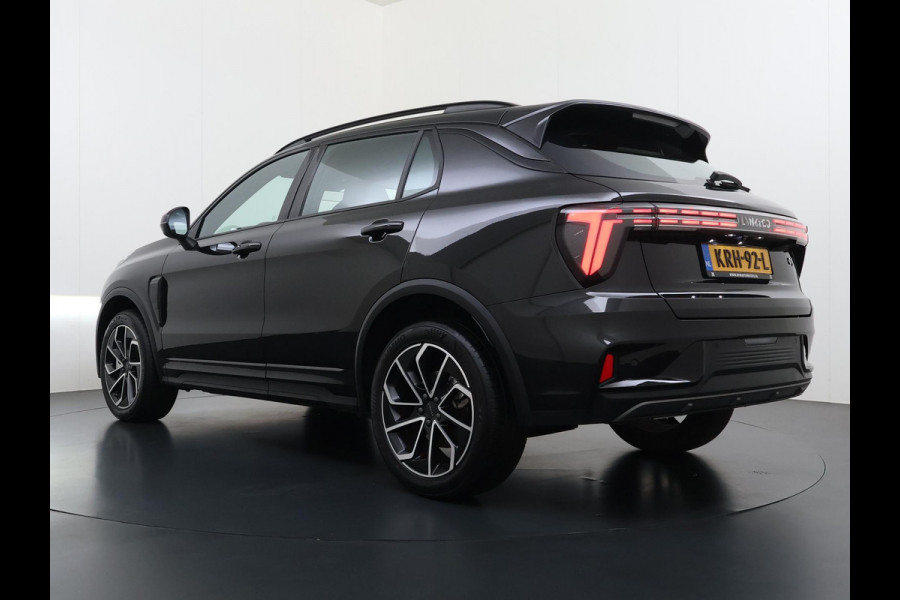 Lynk & Co 01 1.5 Core VAN: € 36.900- VOOR: € 33.330,- UW HERFSTVOORDEEL: € 3.570,-  | NIEUW MODEL! | FABRIEKSGARANTIE T/M 2030! | CAMERA| STOELVERWARMING| APPLE CARPLAY| ADAPTIVE CRUISE CONTROL|