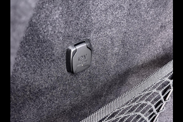 Lynk & Co 01 1.5 Core VAN: € 36.900- VOOR: € 33.330,- UW HERFSTVOORDEEL: € 3.570,-  | NIEUW MODEL! | FABRIEKSGARANTIE T/M 2030! | CAMERA| STOELVERWARMING| APPLE CARPLAY| ADAPTIVE CRUISE CONTROL|