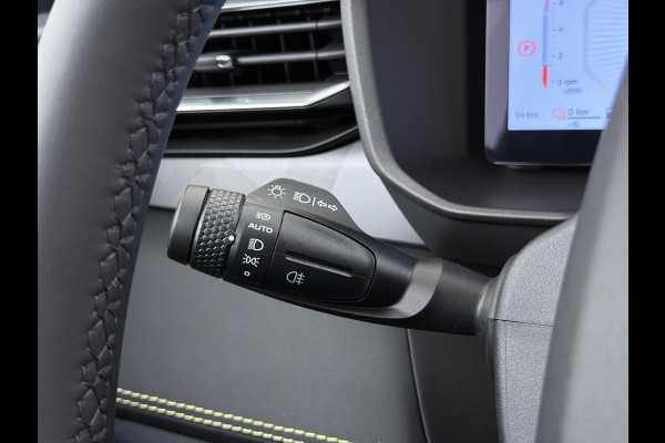 Lynk & Co 01 1.5 Core VAN: € 36.900- VOOR: € 33.330,- UW HERFSTVOORDEEL: € 3.570,-  | NIEUW MODEL! | FABRIEKSGARANTIE T/M 2030! | CAMERA| STOELVERWARMING| APPLE CARPLAY| ADAPTIVE CRUISE CONTROL|