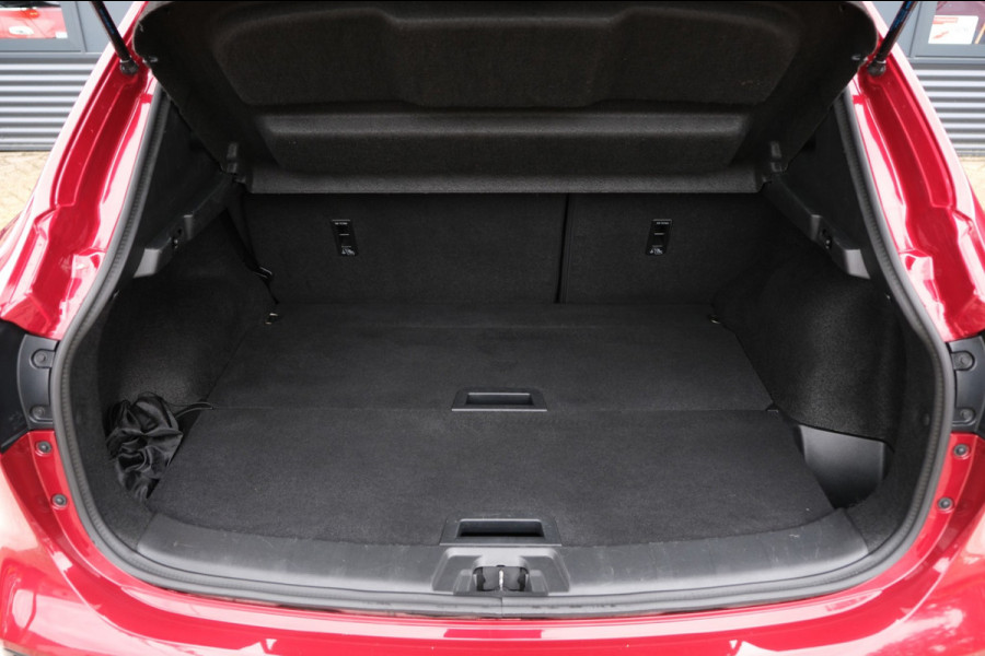 Nissan QASHQAI 1.3 DIG-T Tekna + |PANORAMADAK| Leder/Bose/19" LMV/AFN. Trekhaak