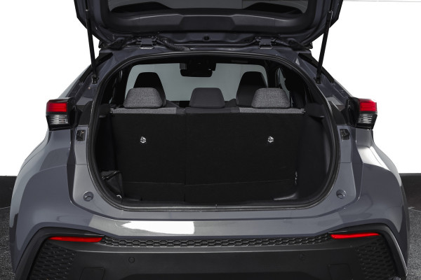Toyota C-HR 1.8 Hybrid 140 Dynamic | Dig. Cockpit | Adapt. Cruise | Winterpakket | PDC | Camera | NAV + App. Connect | ECC | DAB | LM 18" | 2989