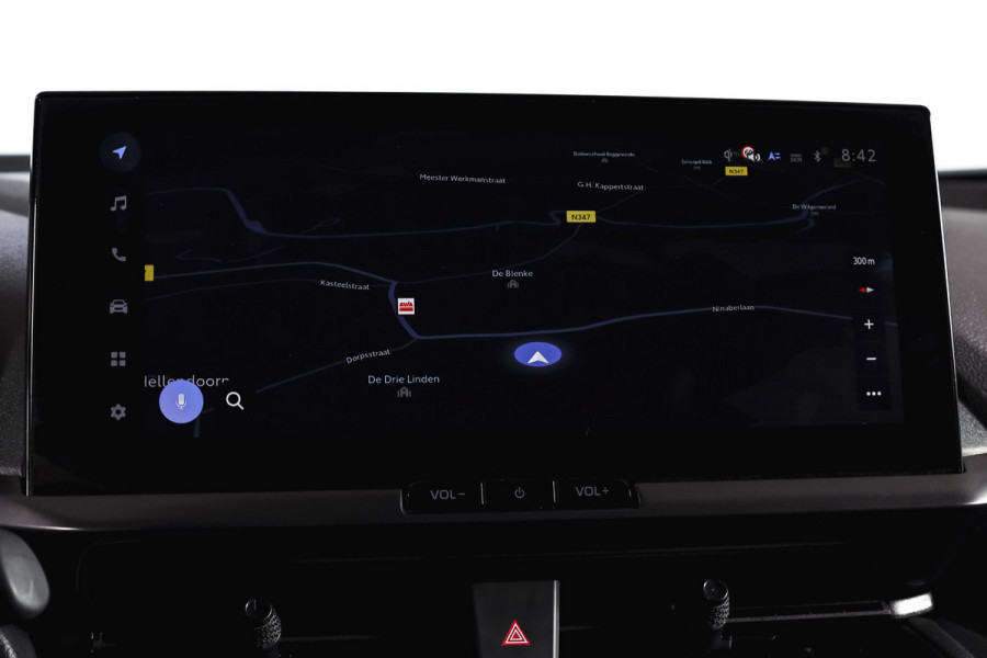 Toyota C-HR 1.8 Hybrid 140 Dynamic | Dig. Cockpit | Adapt. Cruise | Winterpakket | PDC | Camera | NAV + App. Connect | ECC | DAB | LM 18" | 2989