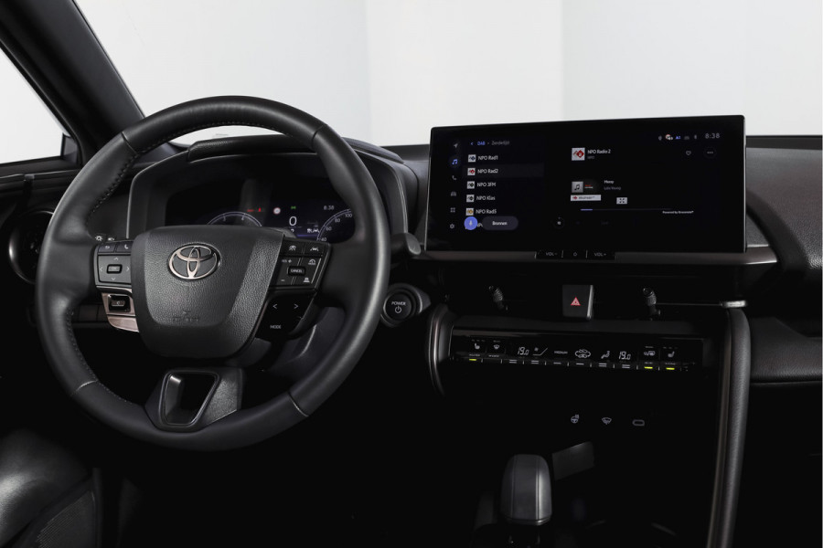 Toyota C-HR 1.8 Hybrid 140 Dynamic | Dig. Cockpit | Adapt. Cruise | Winterpakket | PDC | Camera | NAV + App. Connect | ECC | DAB | LM 18" | 2989