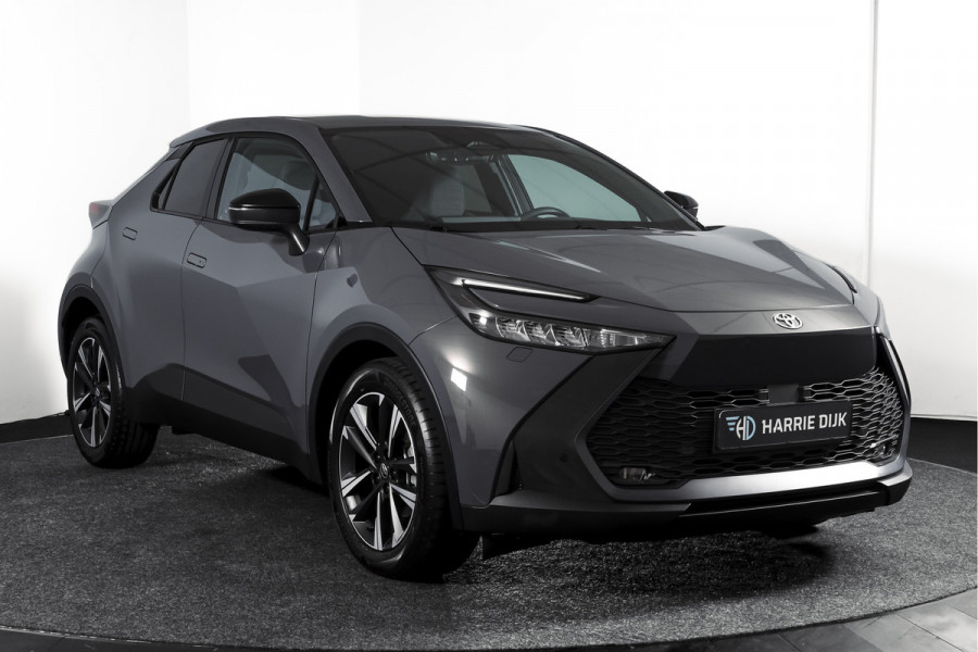 Toyota C-HR 1.8 Hybrid 140 Dynamic | Dig. Cockpit | Adapt. Cruise | Winterpakket | PDC | Camera | NAV + App. Connect | ECC | DAB | LM 18" | 2989