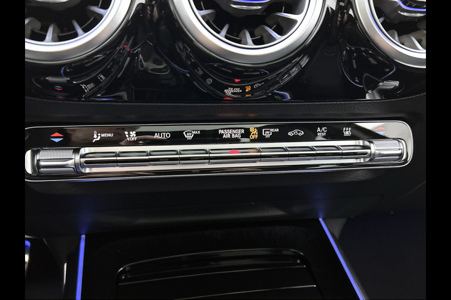 Mercedes-Benz GLA 250 e 140 Year Edition | Premium Plus pakket | Nightpakket | Parkeerpakket | Trekhaak | Panoramaschuifdak | 360° camera | 20” tien-dubbelspaaks AMG velgen | Warmtewerend, donkergetint glas |