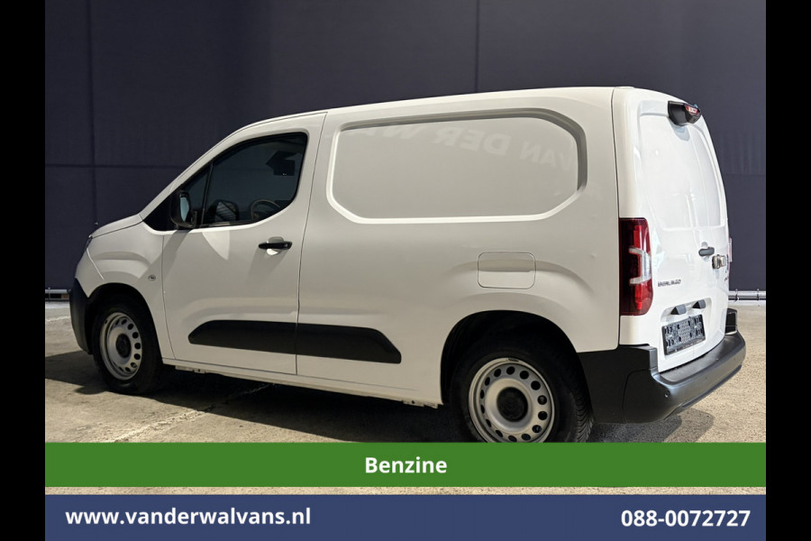 Citroën Berlingo 1.2 PureTech 130pk Automaat Benzine L1H1 Inrichting Euro6 Airco | 3-Zits | Navigatie | Camera | Apple Carplay Cruisecontrol, Android Auto, Parkeersensoren, Bijrijdersbank