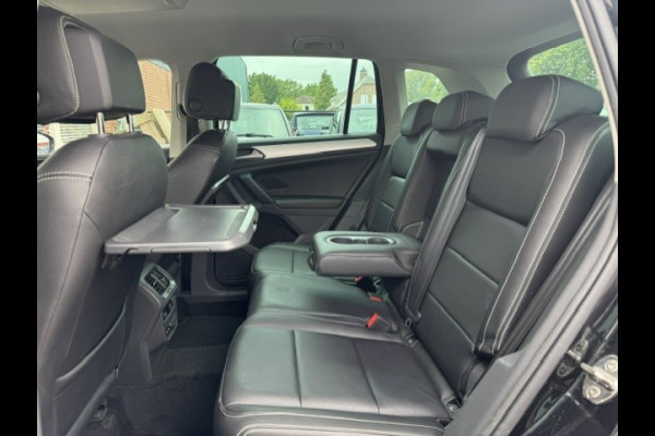 Volkswagen Tiguan 1.4 TSI ACT Business-Trekhaak-DealerOnderHouden-Leder-Carplay-Camera-Stoelverwarming-Climate-Cruise-NAP