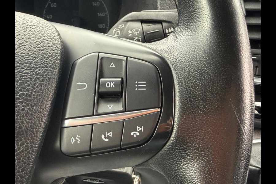 Ford Transit Custom 300 2.0 TDCI L1H1 Limited DC 130pk | Trekhaak | Dubbele Schuifdeur | Apple Carplay/Android auto | Achteruitrijcamera