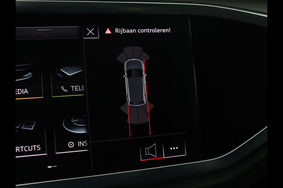 Audi Q3 35 TFSI S Line Pro Line S | Trekhaak | Stoelverwarming | Climate Control | Navigatie | Parkeerhulp |