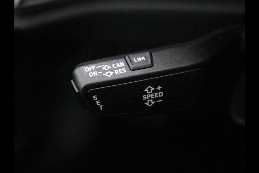 Audi Q3 35 TFSI S Line Pro Line S | Trekhaak | Stoelverwarming | Climate Control | Navigatie | Parkeerhulp |