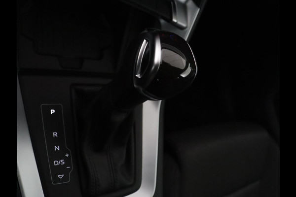Audi Q3 35 TFSI S Line Pro Line S | Trekhaak | Stoelverwarming | Climate Control | Navigatie | Parkeerhulp |