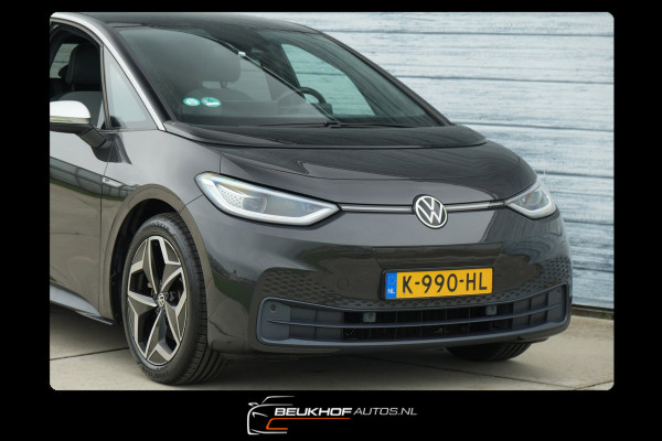 Volkswagen ID.3 First Plus 58 kWh Cam Adapt Cruise Soh 92.4%