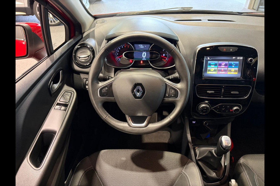 Renault Clio Estate 0.9 TCe Intens Weinig KM | Trekhaak | Navigatie | Airco