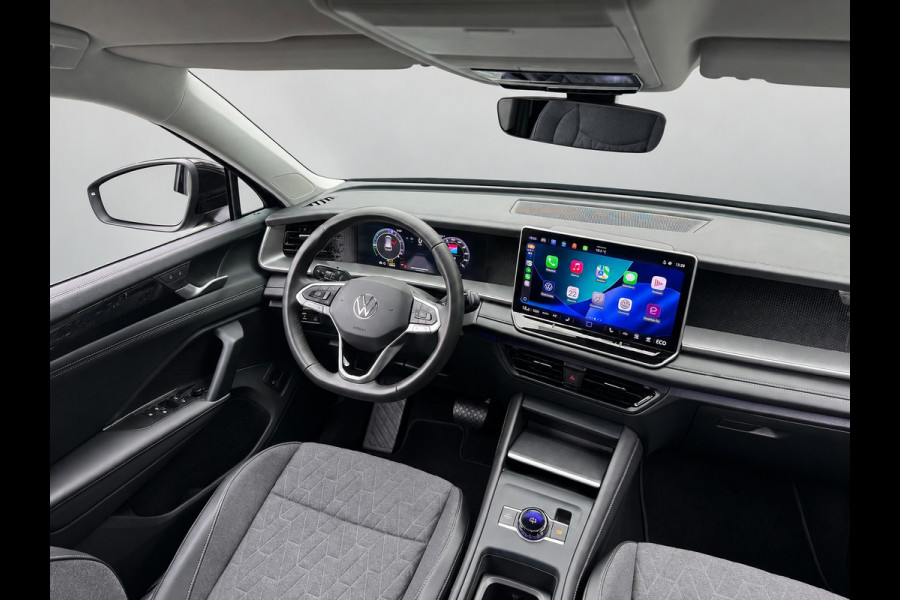 Volkswagen Tayron 1.5 eHybrid 204PK DSG LIFE TREKHAAK/CAMERA/CARPLAY FABRIEKSGARANTIE TOT 2030
