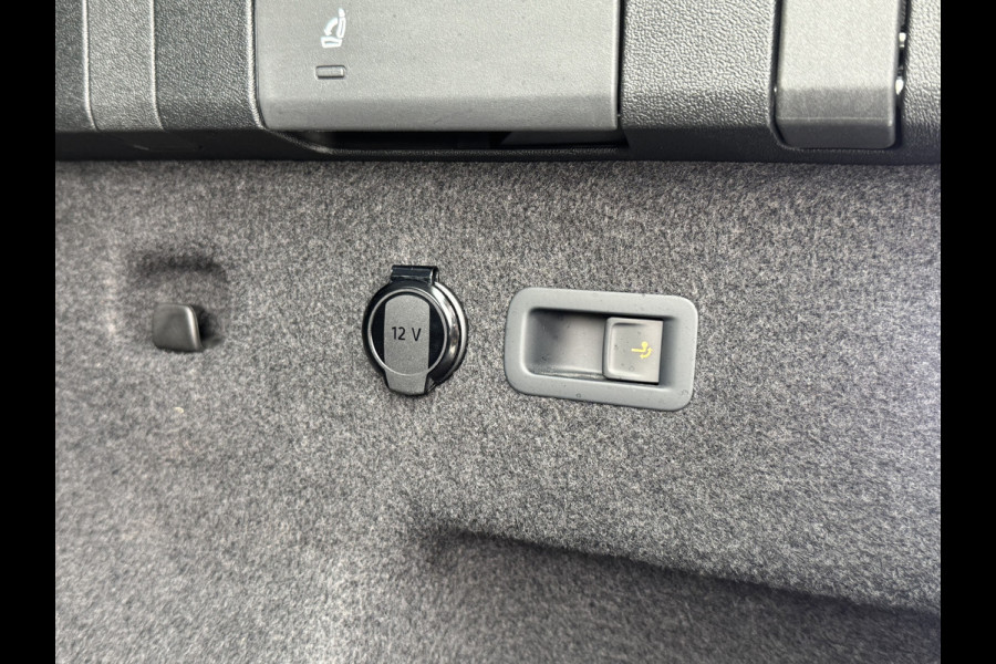 Volkswagen Tayron 1.5 eHybrid 204PK DSG LIFE TREKHAAK/CAMERA/CARPLAY FABRIEKSGARANTIE TOT 2030