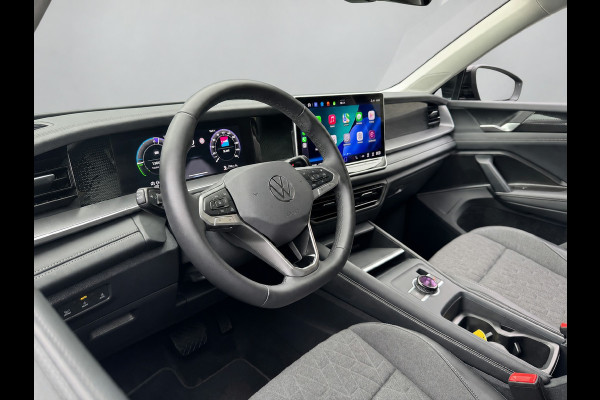 Volkswagen Tayron 1.5 eHybrid 204PK DSG LIFE TREKHAAK/CAMERA/CARPLAY FABRIEKSGARANTIE TOT 2030