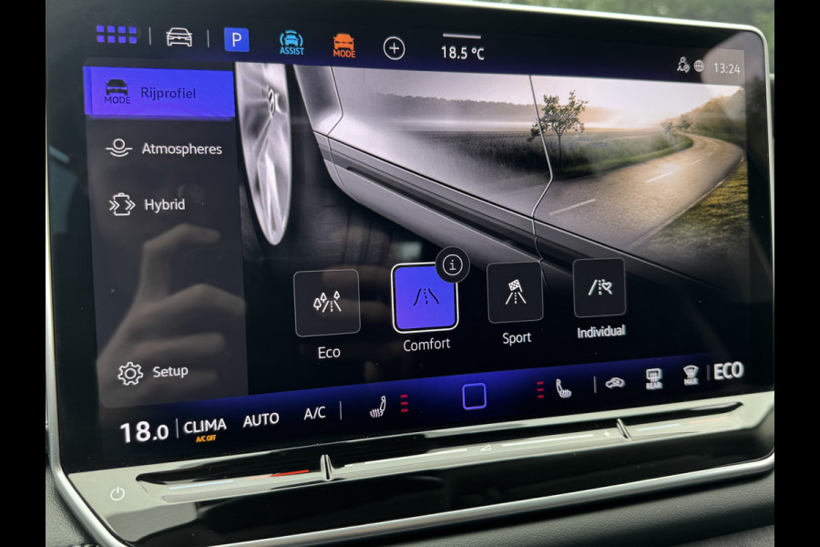 Volkswagen Tayron 1.5 eHybrid 204PK DSG LIFE TREKHAAK/CAMERA/CARPLAY FABRIEKSGARANTIE TOT 2030