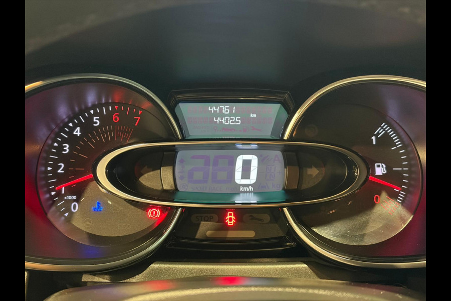 Renault Clio Estate 0.9 TCe Intens Weinig KM | Trekhaak | Navigatie | Airco