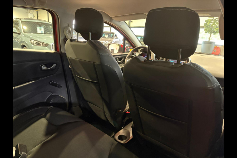 Renault Clio Estate 0.9 TCe Intens Weinig KM | Trekhaak | Navigatie | Airco