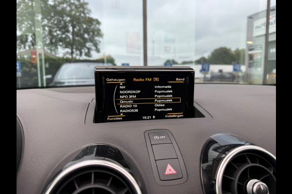 Audi A1 Sportback 1.0 TFSI Advance Sport - Pano/Schuifdak - Navi - Half Leder