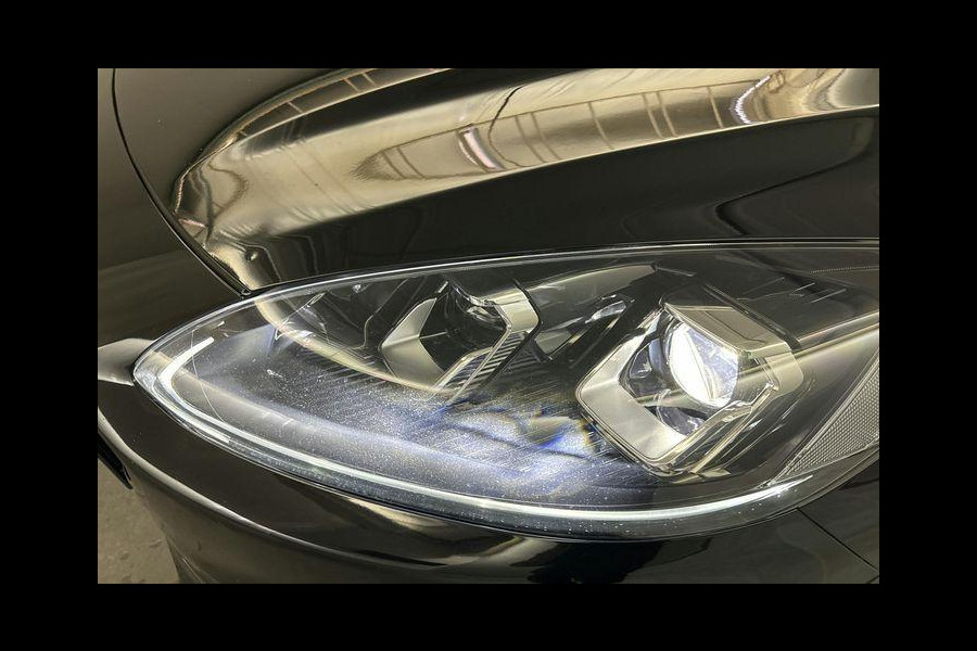 Ford Kuga 2.5 PHEV ST-Line X | Trekhaak Wegklapbaar | Black Pack | Winter Pack | Panorma Dak |