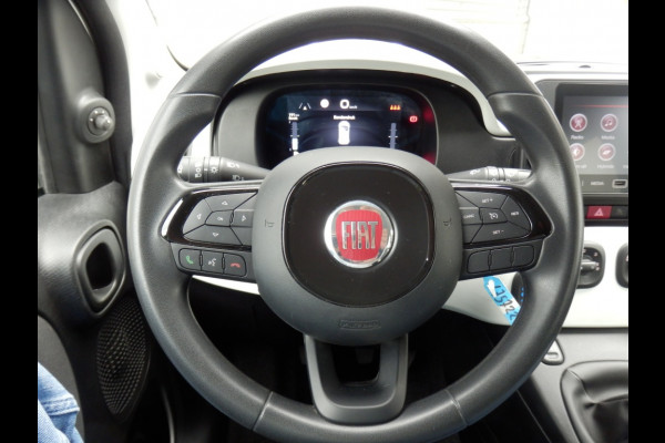 Fiat Panda 1.0 Hybrid Cross I 5 pers. uitv. I Airco I Apple/Android carplay I I