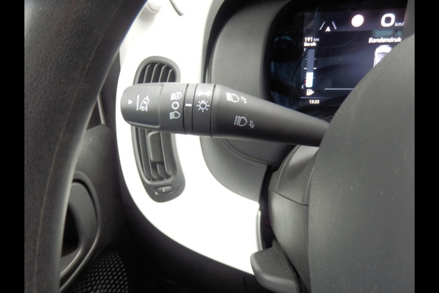 Fiat Panda 1.0 Hybrid Cross I 5 pers. uitv. I Airco I Apple/Android carplay I I