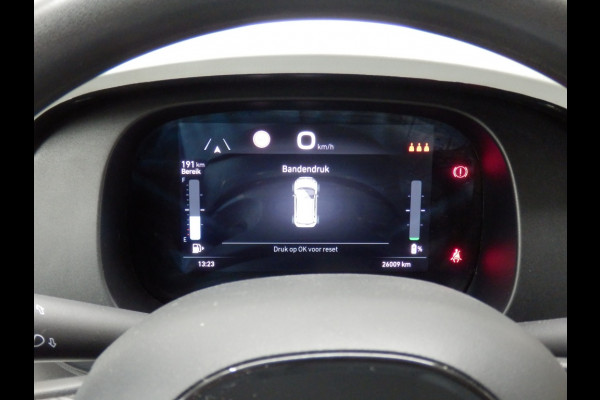 Fiat Panda 1.0 Hybrid Cross I 5 pers. uitv. I Airco I Apple/Android carplay I I