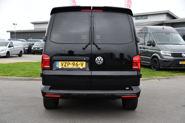 Volkswagen Transporter 2.0 TDI L2H1 28 Bulli Black Edition Virtual, Adaptieve Cruise, Camera, Carlay, LED, Stoelverwarming, Leder, 150pk, Automaat, Uniek!