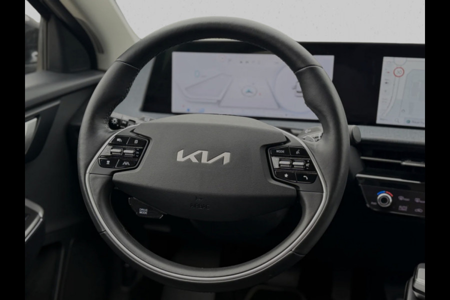 Kia Ev6 Air 58 kWh 99% SoH. (NL-auto, Dealer OndH, 1e Eig, Navi, Stoel+StuurVerwam, Lane Assist, Camera, Navi, Etc)