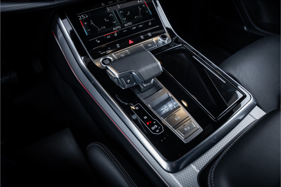 Audi Q7 60 TFSI e quattro Pro Line S Competition - Panorama | Luchtvering | B&O | RS-Seats