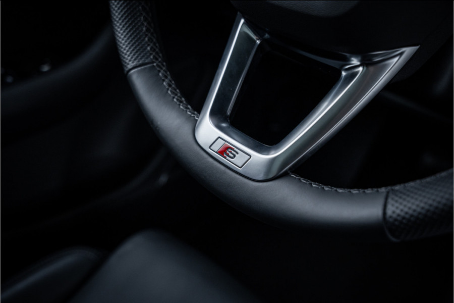 Audi Q7 60 TFSI e quattro Pro Line S Competition - Panorama | Luchtvering | B&O | RS-Seats