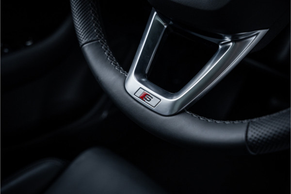 Audi Q7 60 TFSI e quattro Pro Line S Competition - Panorama | Luchtvering | B&O | RS-Seats