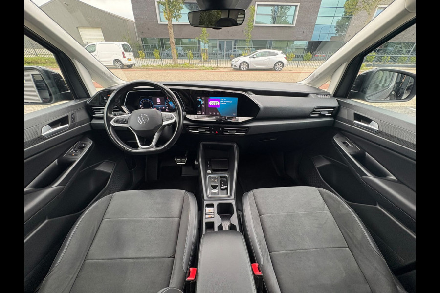 Volkswagen Caddy 1.5 TSI DSG, 5P, TREKHAAK,PANO,LEER