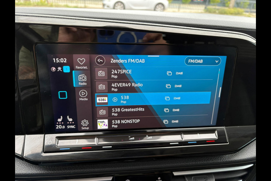 Volkswagen Caddy 1.5 TSI DSG, 5P, TREKHAAK,PANO,LEER