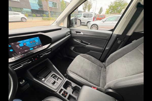 Volkswagen Caddy 1.5 TSI DSG, 5P, TREKHAAK,PANO,LEER