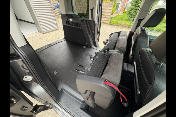 Volkswagen Caddy 1.5 TSI DSG, 5P, TREKHAAK,PANO,LEER