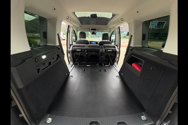 Volkswagen Caddy 1.5 TSI DSG, 5P, TREKHAAK,PANO,LEER