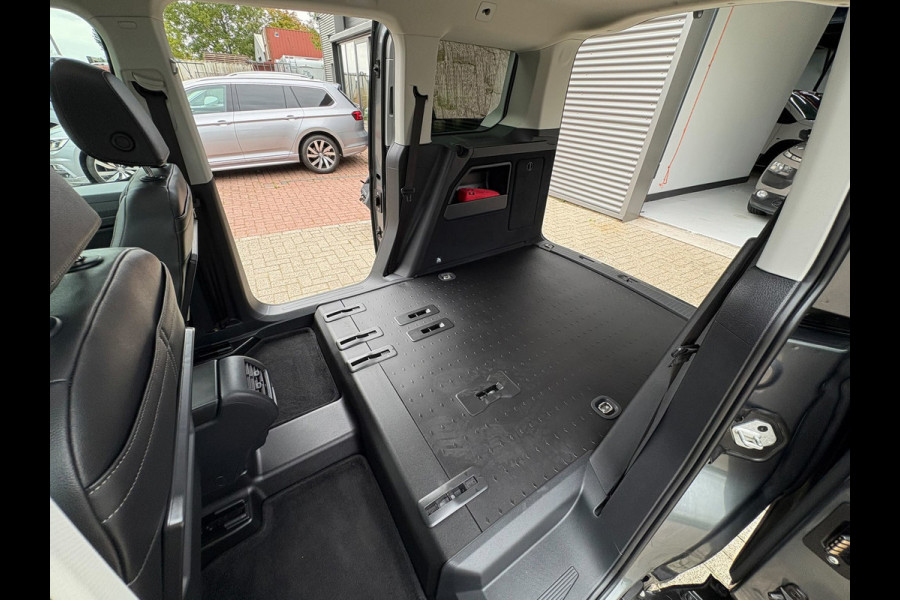 Volkswagen Caddy 1.5 TSI DSG, 5P, TREKHAAK,PANO,LEER